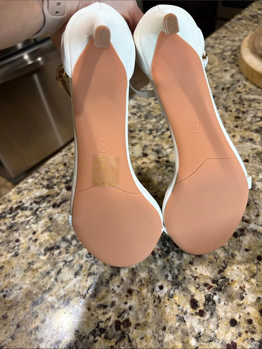 N/A chic white